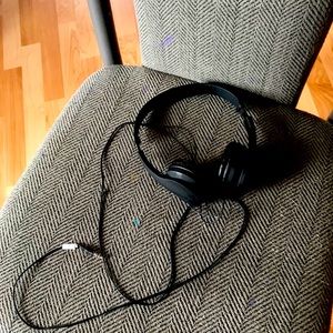 Headset fits good on kids.